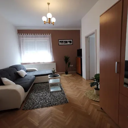 Centrum Apartman Appartamento Keszthely
