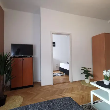 Centrum Apartman アパート ケストヘイ