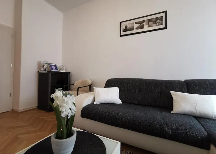 Lägenhet Centrum Apartman